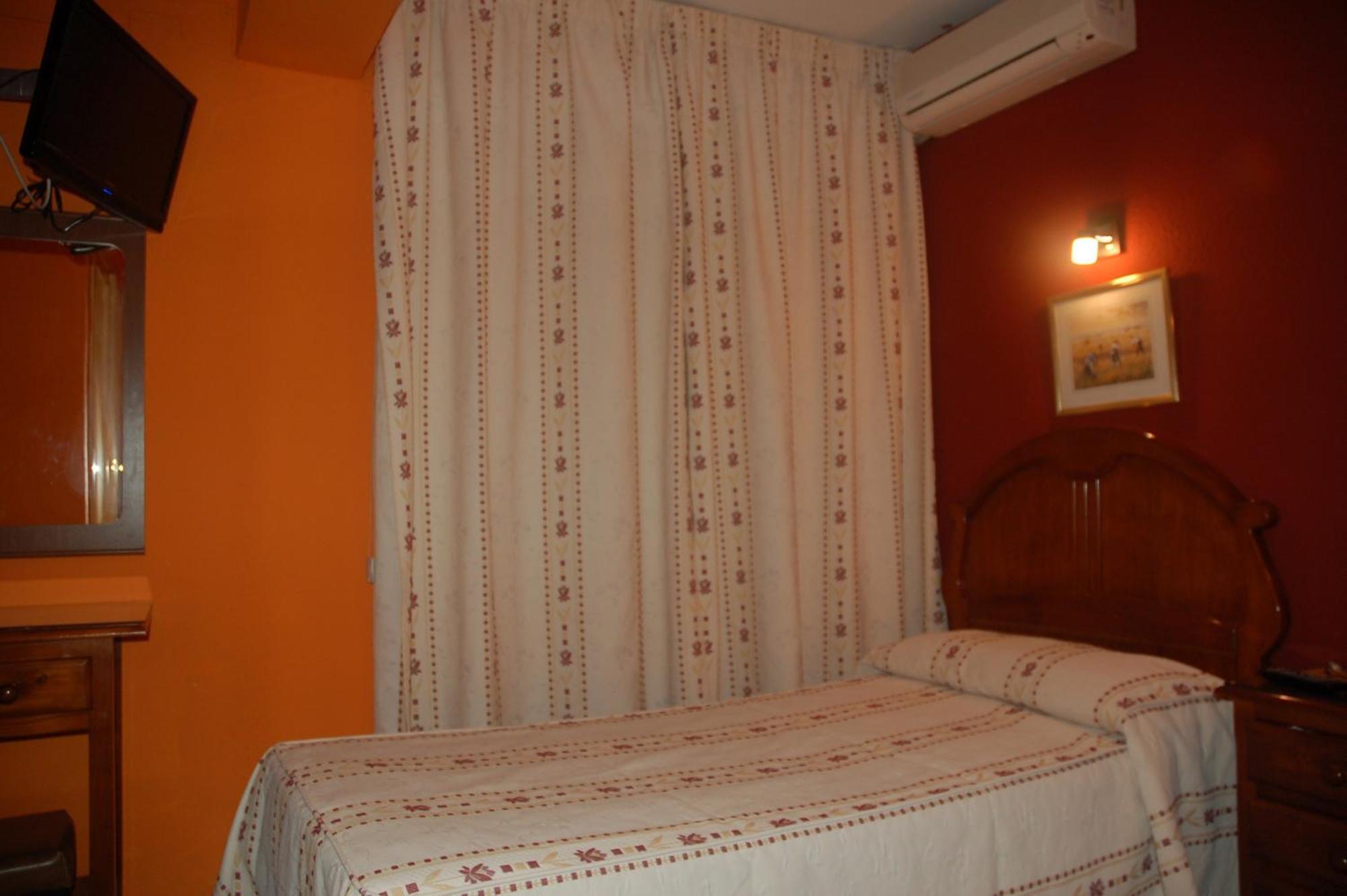 Hostal Residencia Castilla Cuenca  Eksteriør billede